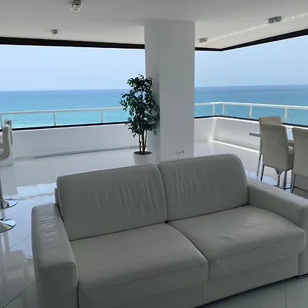 Edificio Playa Mar Торремолинос